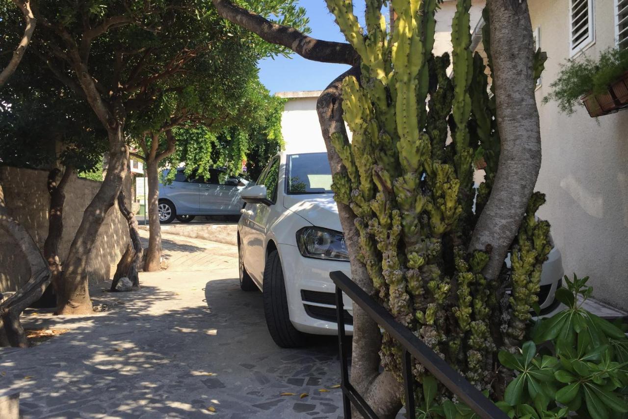 Apartments By The Sea Orebic, Peljesac - 11450 المظهر الخارجي الصورة